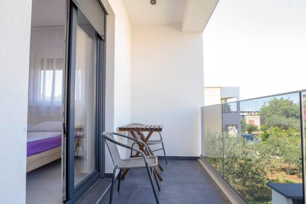 Holiday House Gavran Vodice Esterno foto