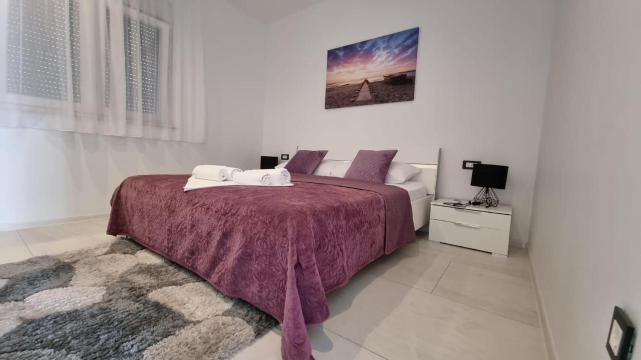 Holiday House Gavran Vodice Esterno foto